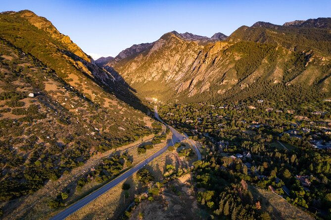private-half-day-scenic-drive-through-salt-lakes-best-canyons-2