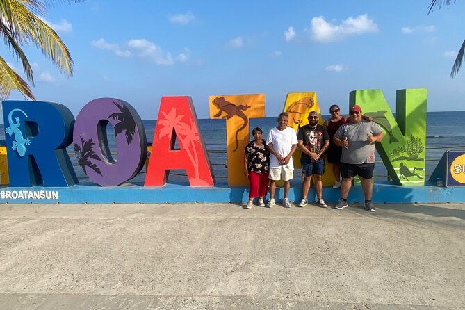 private-half-day-tour-on-the-island-of-roatan