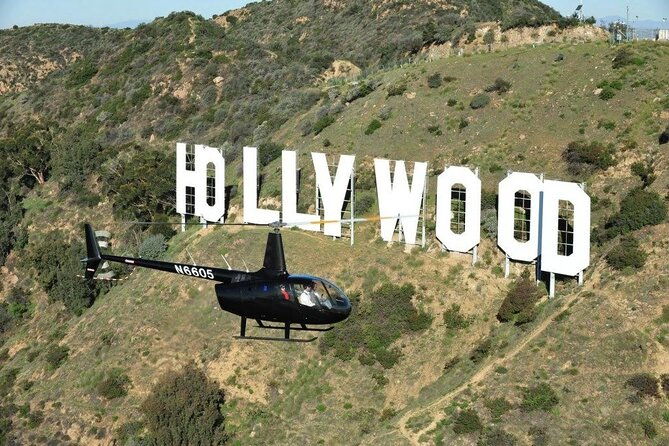 private-helicopter-ride-to-hollywood-sign