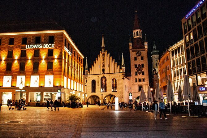 private-highlights-of-munich-bike-tour-with-beer-garden-stop