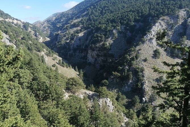 private-hiking-tour-in-imbros-gorge-chania