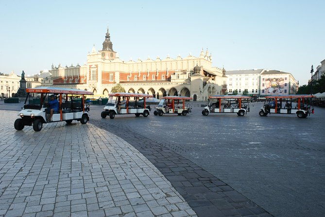 private-krakow-sightseeing-by-golf-cart