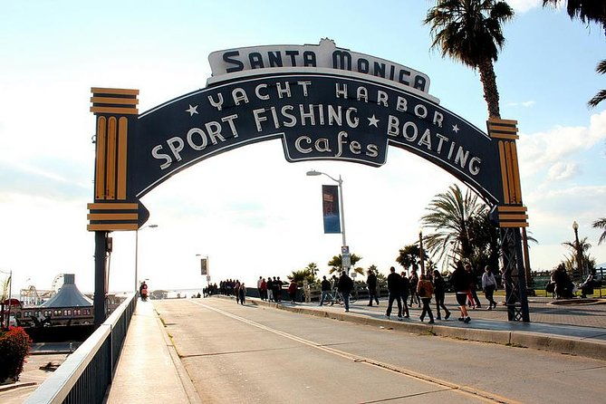 private-limo-4-hour-tour-hollywood-santa-monica-and-venice