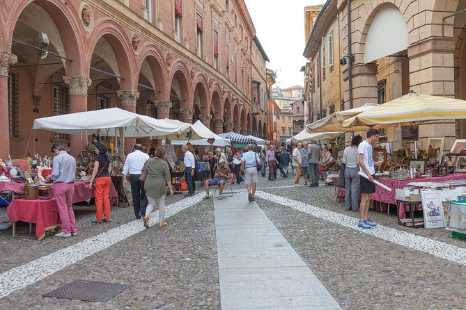 private-local-tour-guide-bologna-kickstart-your-trip-100-personalized-2