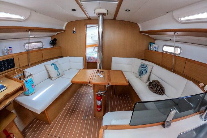 private-luxury-sailing-from-casa-de-campo-to-catalina-island