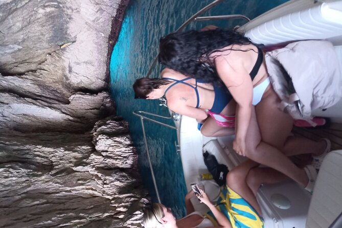 private-luxury-sunset-cruise-blue-caves-champagne-included-5pax