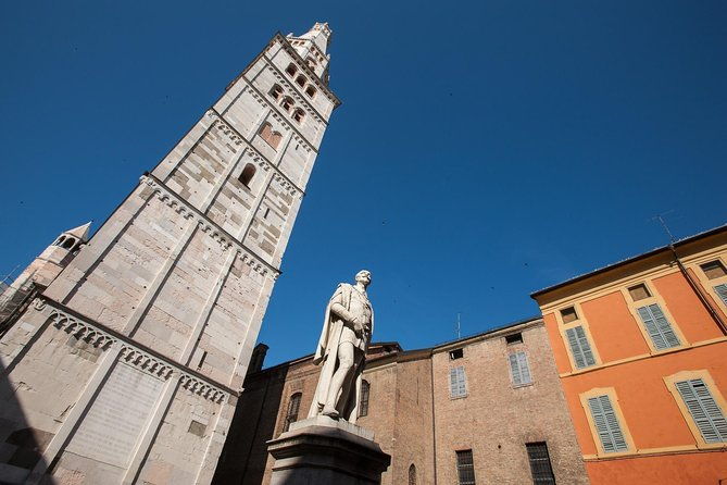 private-modena-old-town-walking-tour