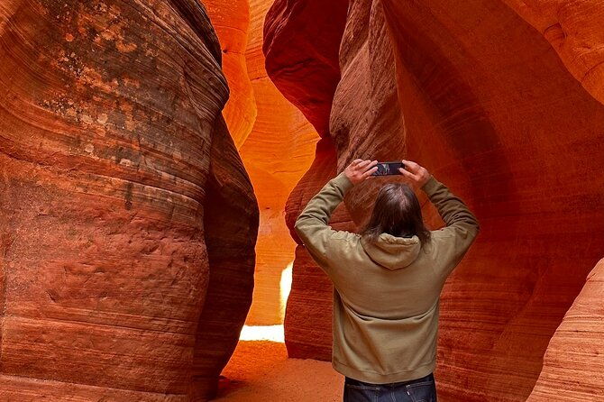 private-mystical-slot-canyon-tour-by-4wd