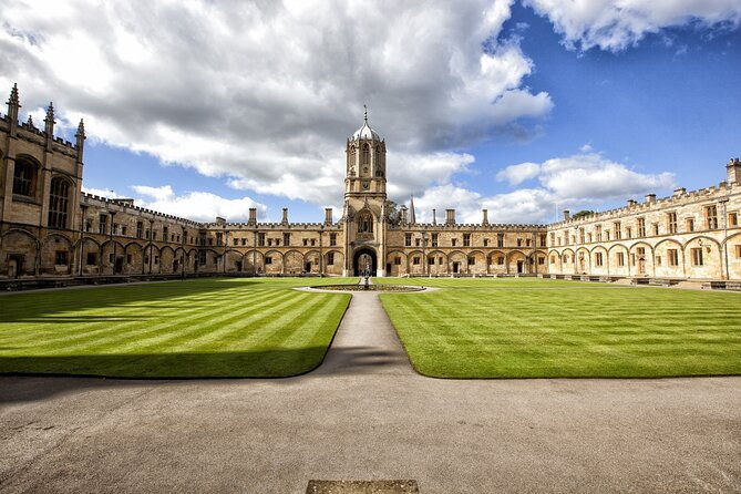 private-oxford-uni-walking-tour-w-opt-new-college-entry