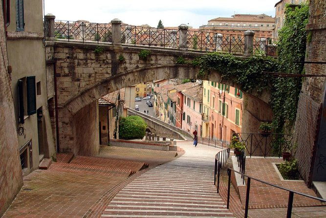 private-perugia-walking-tour-with-official-guide