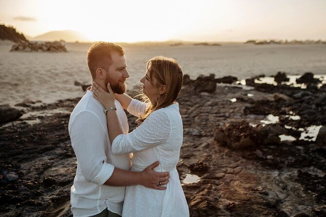 private-pro-photoshoot-in-the-dunes-of-corralejo