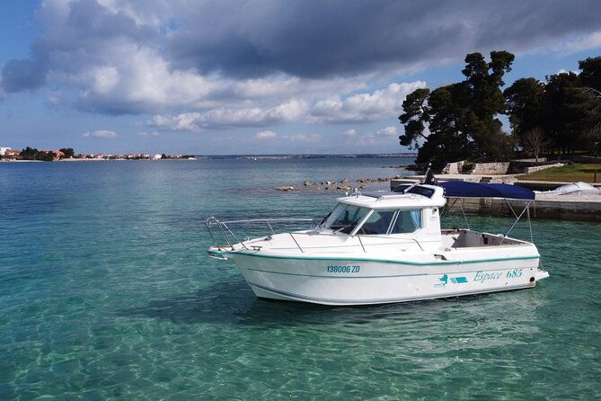 private-romantic-sunset-boat-tour-zadar-coast-with-prosecco-15h-2