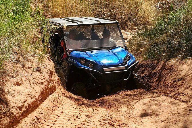 private-side-by-side-car-tour-in-arch-canyon
