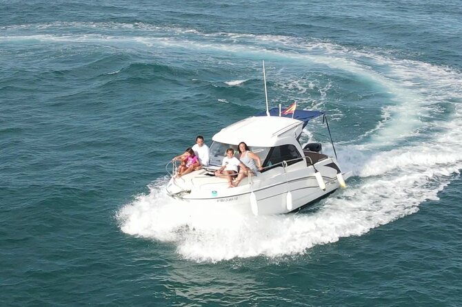 private-snorkeling-boat-sailing-experience-included