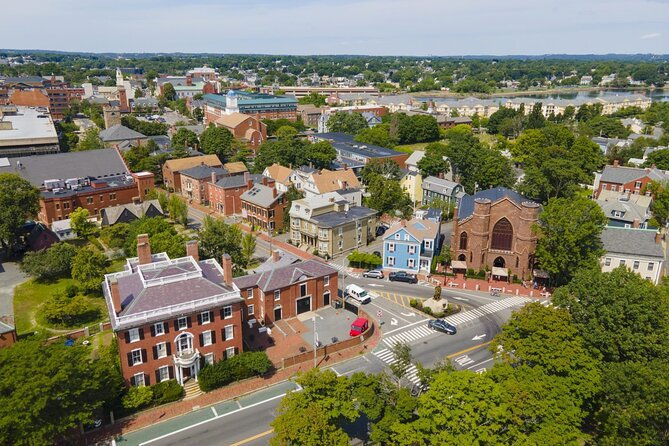 private-spooky-legends-walking-tour-in-salem