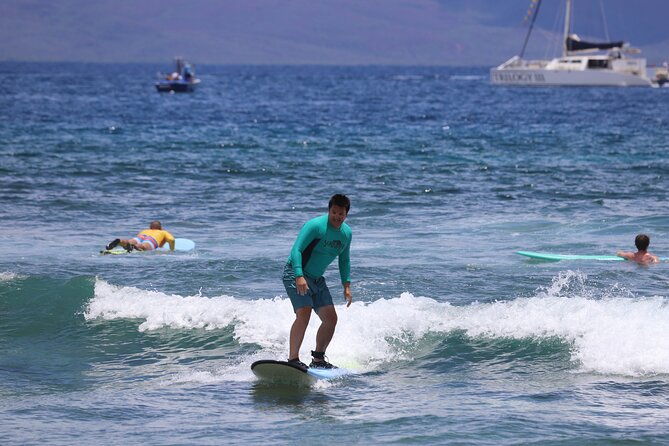 private-surf-lessons-from-kaanapali-beach-2