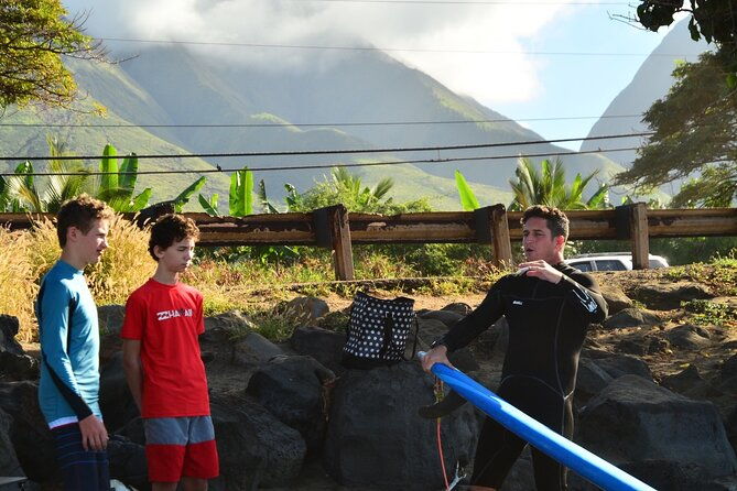 private-surf-lessons-in-lahaina-maui