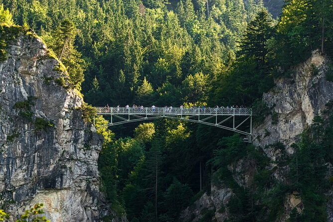private-tour-at-neuschwanstein-and-linderhof-palaces-from-munich