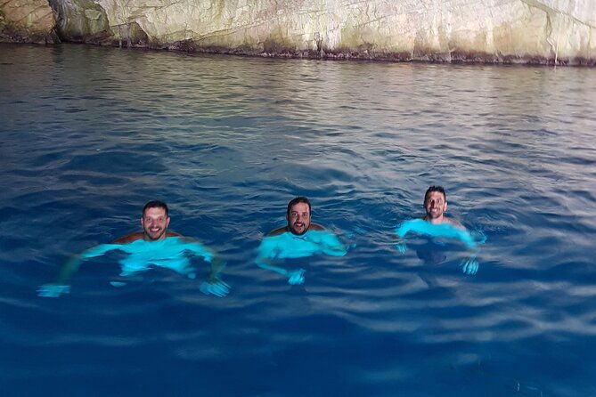 private-tour-blue-cave-boat-tour-3-hours-experience-package