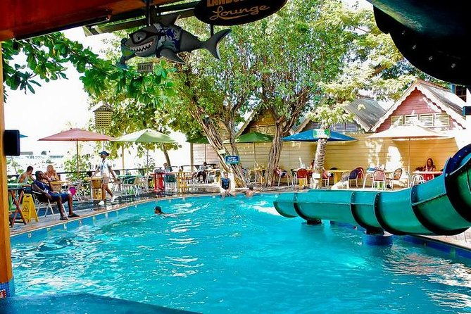 private-tour-blue-hole-express-tour-and-margaritaville-from-ocho-rios