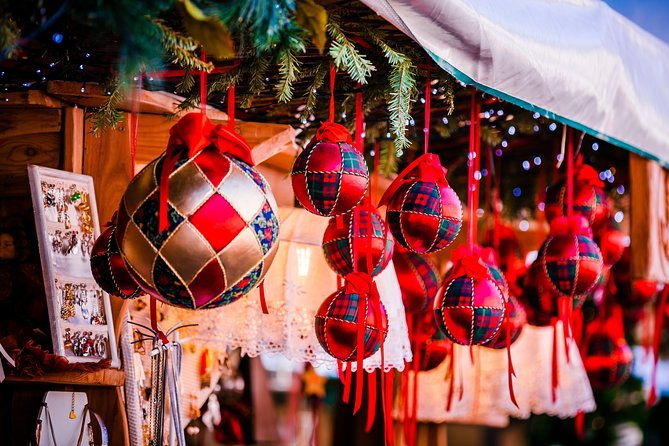 private-tour-experience-the-christmas-magic-in-brussels-2