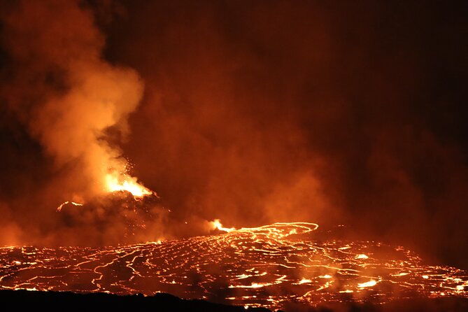 private-tour-from-hilo-to-hawaii-volcanoes-natl-park-mercedes-van-2