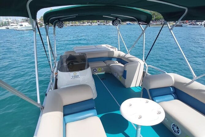private-tour-in-pontoon-san-andres-islands