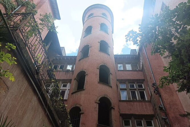 private-tour-of-lyon-with-an-official-guide-2