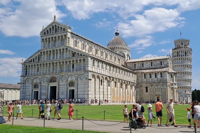 private-tour-of-pisa-with-leaning-tower-and-cathedral-entry