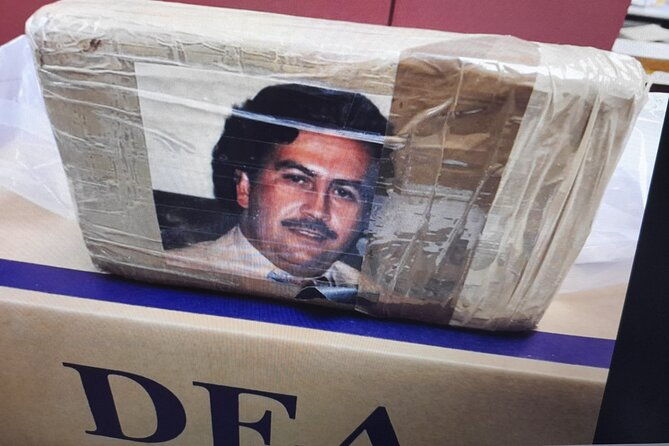 private-tour-pablo-escobar-and-griselda-blancos-tomb