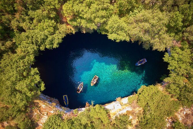 private-tour-the-caves-swim-at-myrtos-beach-2