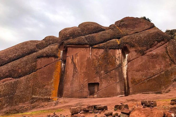 private-tour-to-aramu-muru-portal-from-puno