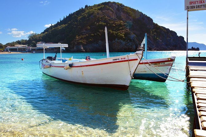 private-tour-to-palaiokastritsa-beach-and-lakwnes-village