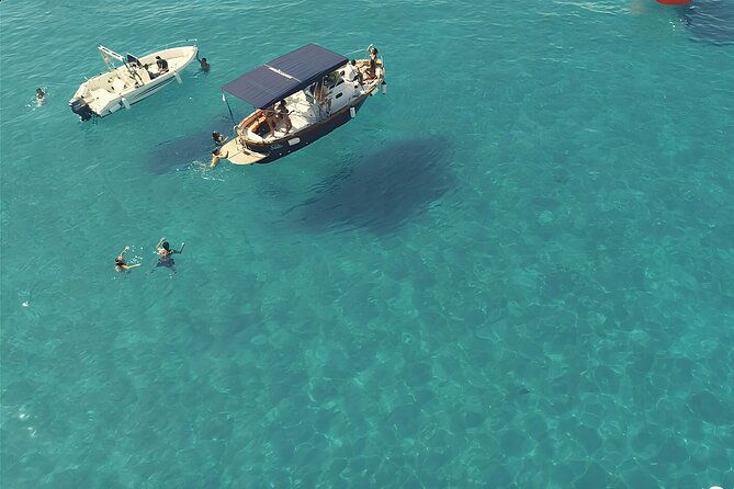 private-tour-to-punta-pizzo-and-isola-s-andrea-with-aperitif
