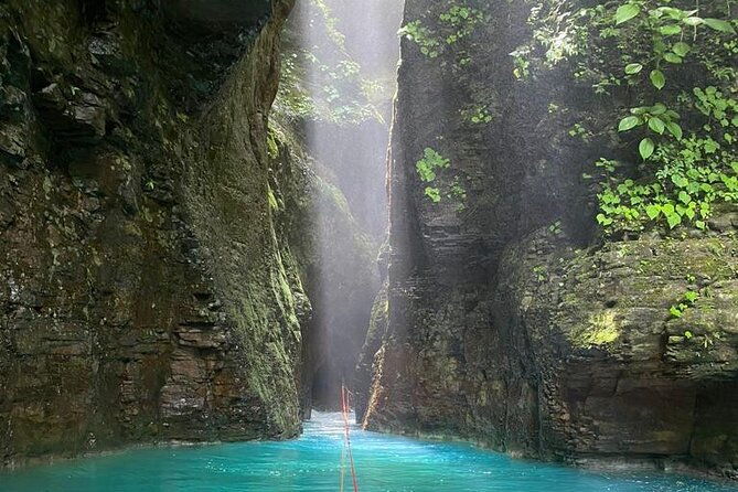 private-tour-waterfalls-and-volcanic-hot-springs-with-pick-up
