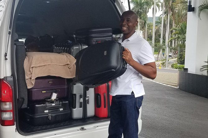 private-transfer-from-montego-bay-airport-to-royalton-white-sands