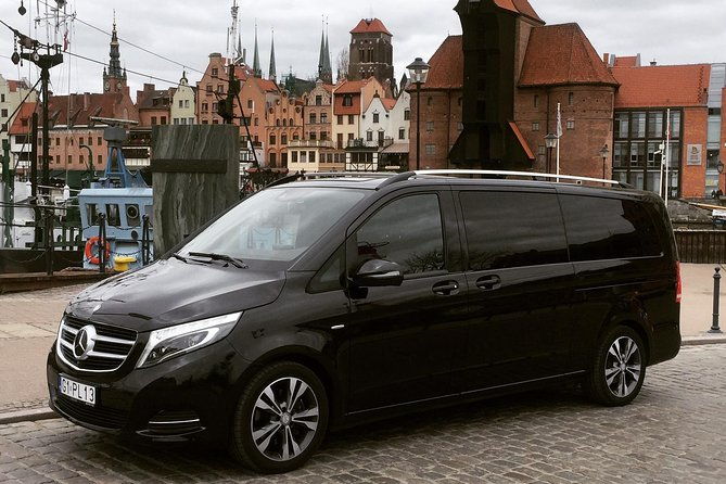 private-transfer-from-the-hotel-apartment-or-private-address-to-the-gdansk-airport