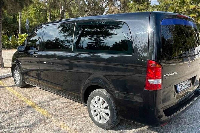 private-transfer-from-to-santorini-port-and-airport