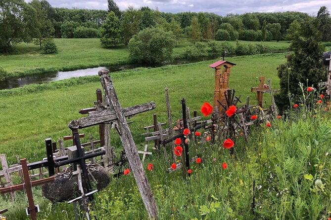private-transfer-riga-hill-of-crosses-riga