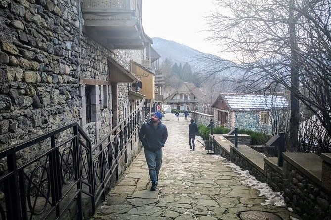 private-transfer-tour-from-tbilisi-to-yerevan-or-yerevan-to-tbilisi