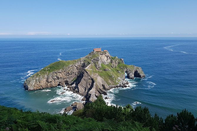 private-transfer-tour-san-sebastian-to-bilbao-along-the-basque-coast