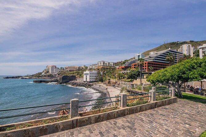 private-tuk-tuk-tour-on-camara-de-lobos-fishing-village