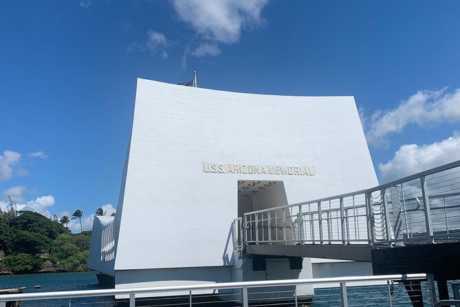 private-uss-arizona-and-uss-missouri-pearl-harbor-tour
