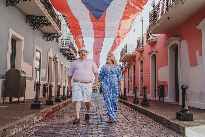 private-vacation-photo-session-with-local-photographer-in-san-juan