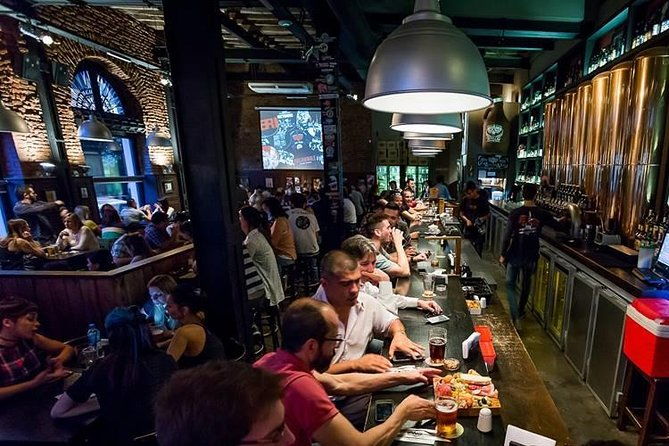 private-walking-tour-craft-beer-tasting