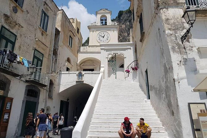 private-walking-tour-from-ravello-to-amalfi-following-escher-works