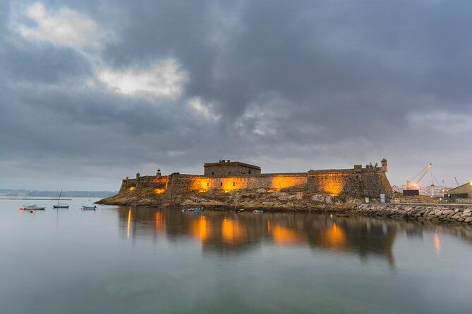 private-walking-tour-in-coruna-with-beer-or-wine