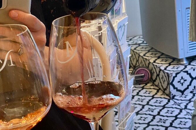 private-wine-tasting-and-history-prague