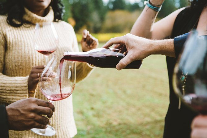 private-wine-tour-with-local-sommelier