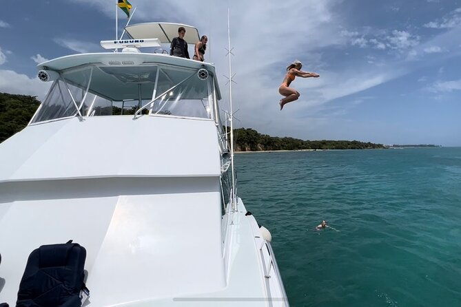 private-yacht-party-boat-rental-excursion-in-ocho-rios-jamaica